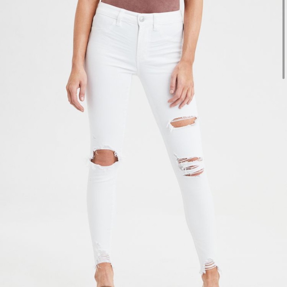 anybody selling in a size 0 short??